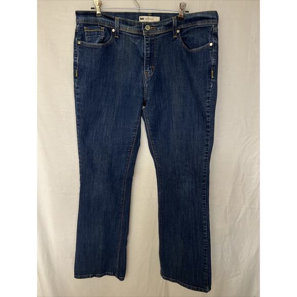 Levi's 515 Ladies Size 14M Bootcut Medium Wash Denim Stretch Mid Rise Jeans - Picture 1 of 13